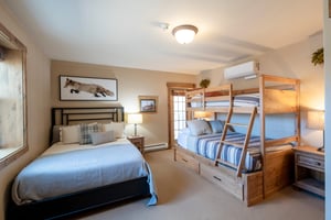 Resort Plaza 5002Second BedroomQueen bed plus Twin over Full Bunk Bed