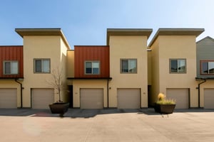 Newpark Terrace 57Attached garage parking, heated drivewaywalkways