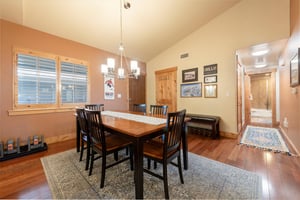 Comfortable dining for six guests, plus island seating for four