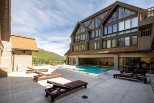 A shared indooroutdoor offsite poolhot tub make Lodge at Mountain Village 303 a true fourseason getaway — skiinskiout at Park City Resort.