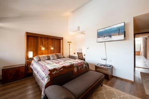 Rest, recharge, and wake up ready for another epic day — the bedroom at Park Avenue 216 is your perfect mountain sanctuary.