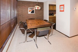 Gather around the table and share great meals and even better memories at Park Avenue 314. This retroinspired dining space with warm wood tones and exposed brick adds a unique and characterful touch 