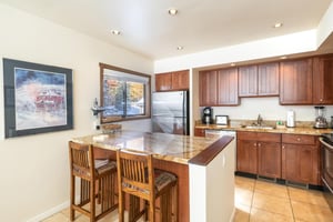 From quick breakfasts to group dinners, the fully stocked kitchen at Pay Day 189 has you covered. Beautiful granite countertops and ample workspace make cooking a pleasure at this toprated Park City 
