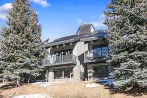 From the stone exterior to the expansive wraparound decks, 1296 Pinnacle stands out as one of Park Citys most impressive lodging destinations — your dream mountain retreat awaits
