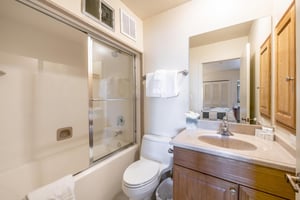 Every detail taken care of at Pay Day 189. This tidy and functional bathroom ensures every guest has everything they need for a comfortable stay. Just another reason this is a standout Park City vacat