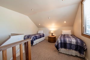 The kids will love the cozy loft bedroom at Pay Day 189the perfect Park City vacation rental. Tucked up under the eaves with twin beds and a warm, intimate atmosphere, its the perfect hideaway for l