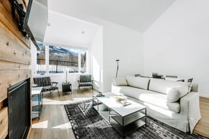 Three Kings 80 radiates clean, contemporary elegance with its bright, lightfilled living space and modern furnishings.
