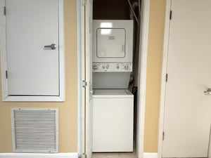 Westwind 803 11