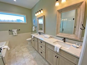 Ariola 1105  Emerald Oasis 50