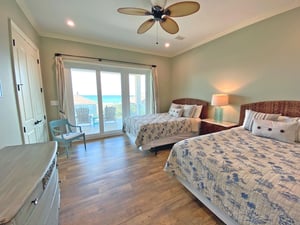 Ariola 1105  Emerald Oasis 72