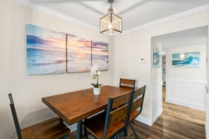 Holiday Surf and Racquet Unit 712 8