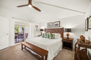 Master bedroom with King Bed