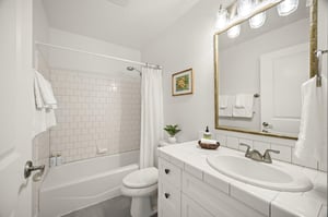 2nd guest bathroom