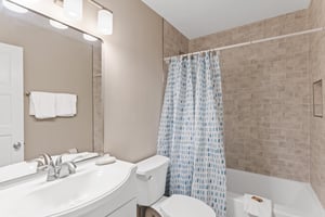 Destin Seafarer 210 9