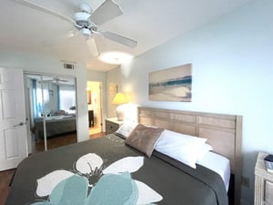Boardwalk 785 12
