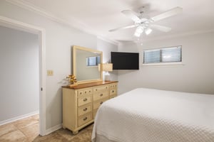 Coral Reef Club 04 12