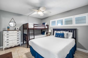 Holiday Surf and Racquet Unit 218 5