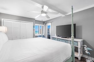 Holiday Surf and Racquet Unit 620 20