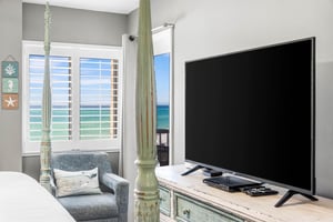 Holiday Surf and Racquet Unit 620 21