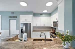 Beach Colony West 11F 15