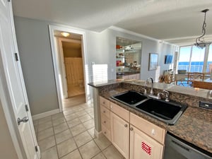 The Pearl of Navarre 1706 16