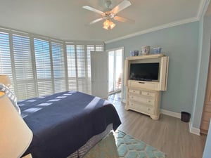 The Pearl of Navarre 1706 31