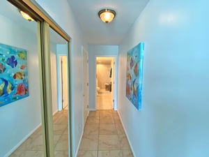 Tristan Towers 10B 14