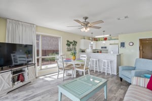 Coral Reef Club 15 4