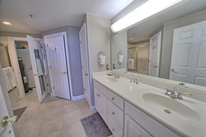 Unit 1706 34