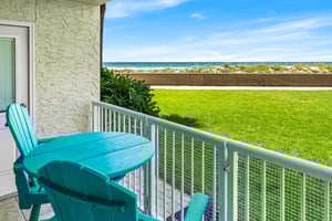 Holiday Surf and Racquet Unit 121 2