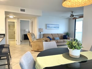 Compass Point 404  Pet Friendly 1