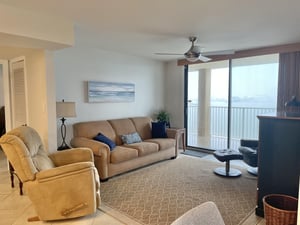 Compass Point 404  Pet Friendly 4
