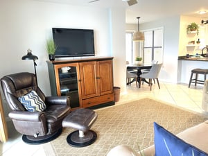 Compass Point 404  Pet Friendly 5