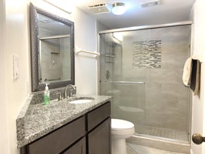 Compass Point 404  Pet Friendly 13