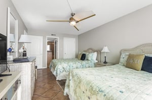 Sabine Yacht and Racquet Club 9D 14