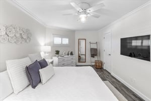Holiday Surf and Racquet Unit 413 21