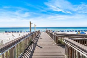 Holiday Surf and Racquet Unit 413 37
