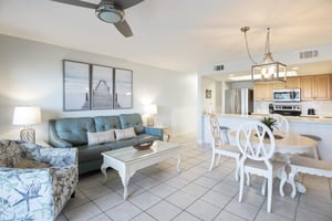 Destin Beach Club 210 4