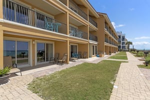 Coral Reef Club 08 18