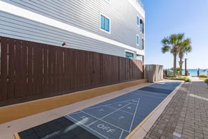 Coral Reef Club 08 26