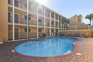 Coral Reef Club 08 28