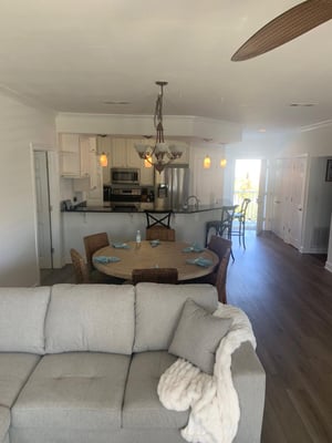 Pavilion Palms 103B 6