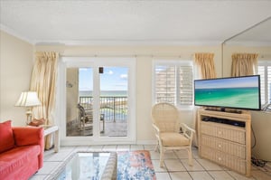 Holiday Surf and Racquet Unit 416 2