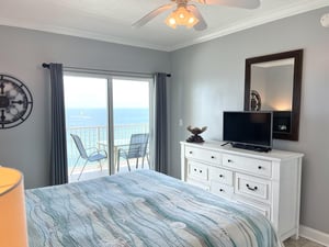 Crystal Shores 1003 11