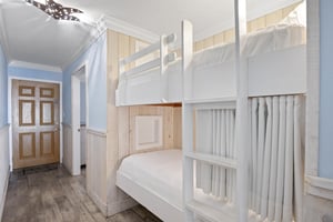 Destin Beach Club 212 8