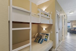 Destin Beach Club 303 10