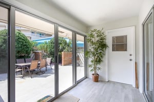 Holiday Surf and Racquet Unit 2A 21