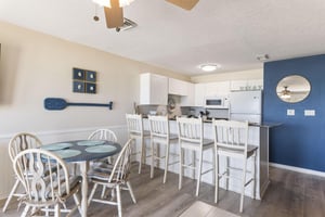 Coral Reef Club 13 6