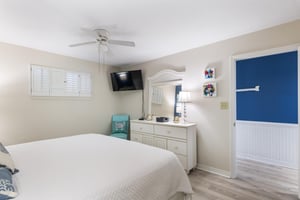 Coral Reef Club 13 13