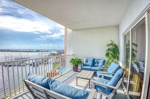 South Harbour 7E 1